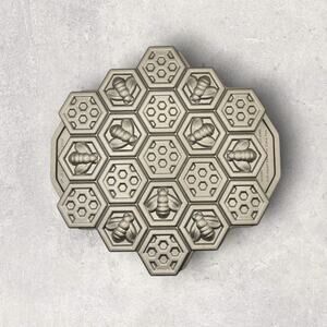 Nordic Ware Honeycomb Pull-Apart Pan